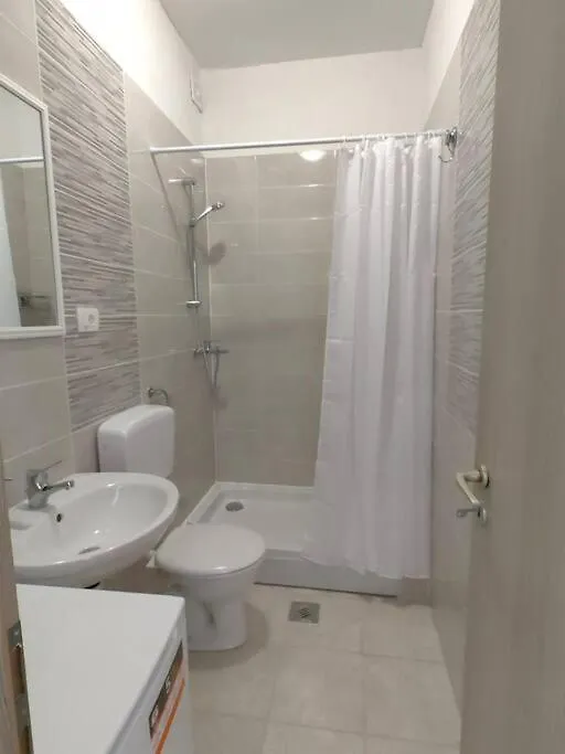 Apartment Marija, New 1Bd Apt With Free Parking Split