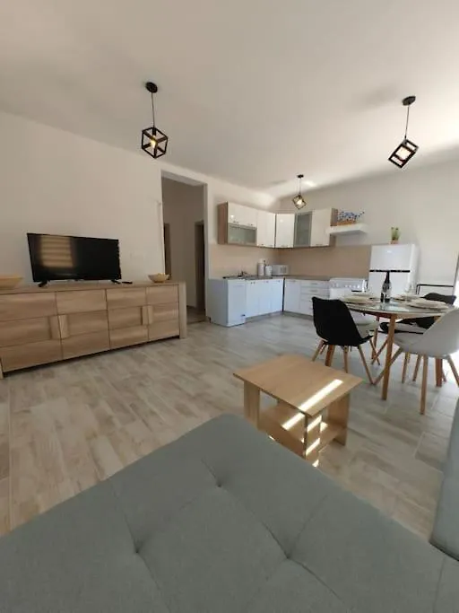 Apartment Marija, New 1Bd Apt With Free Parking Split